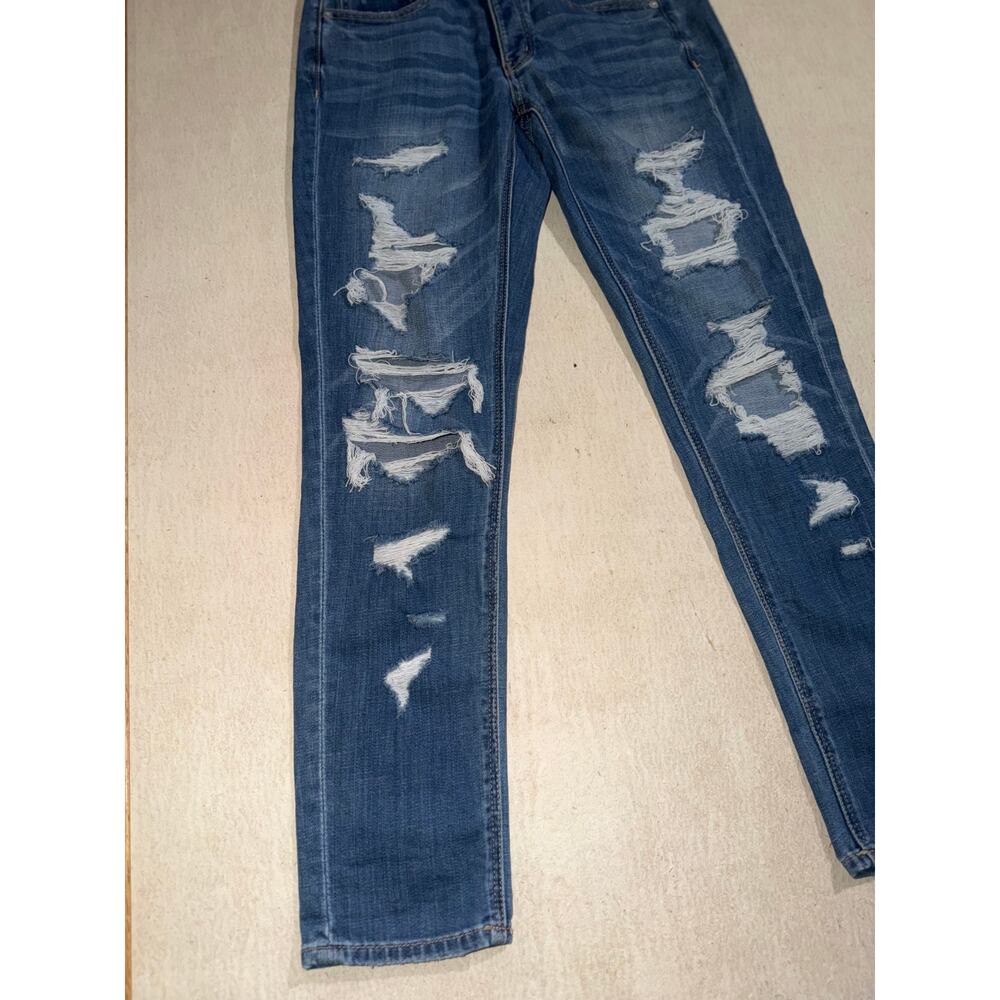American Eagle women’s distressed tomgirl blue jeans - Picture 3 of 16